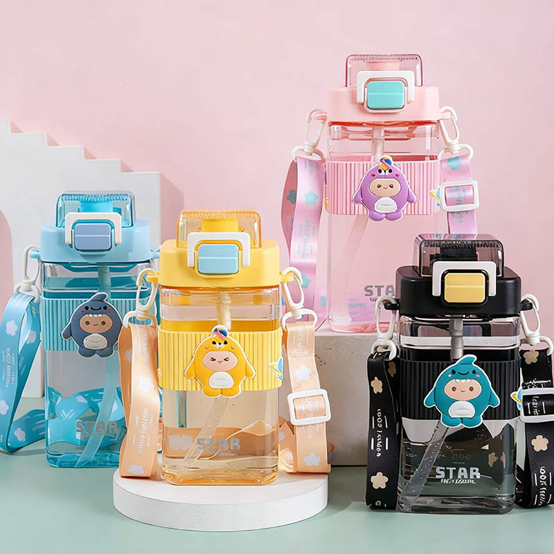 Cute cartoon hanging rope square cup