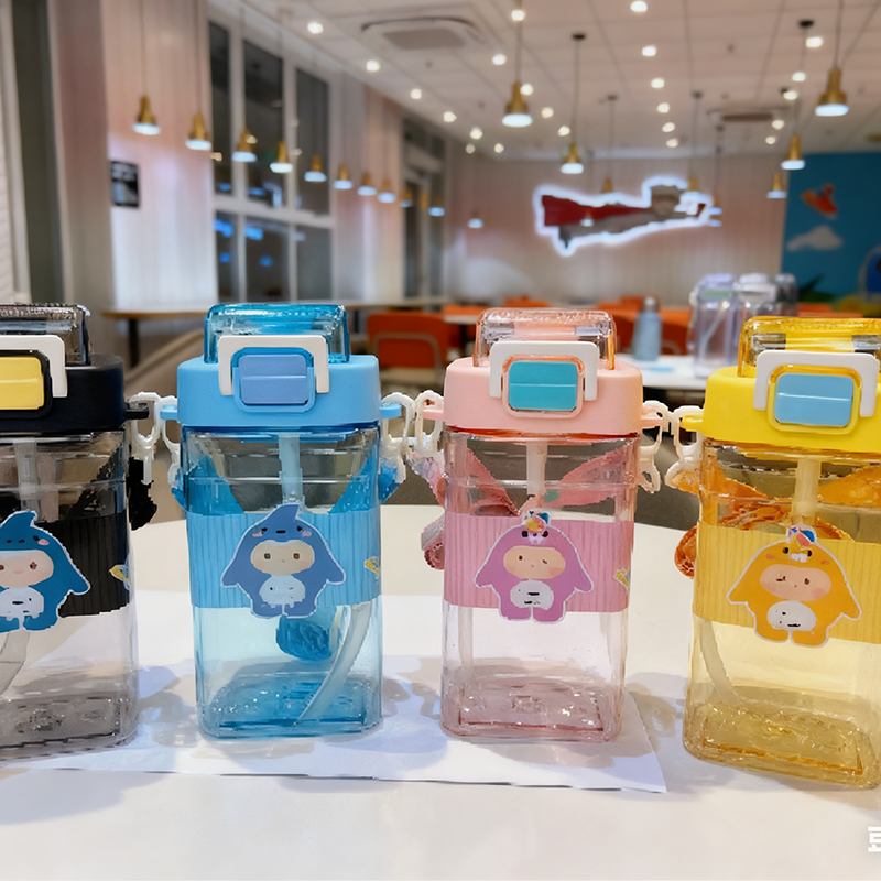 Cartoon lanyard straw square cup