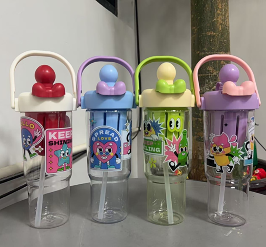 Cartoon portable drinking kettle