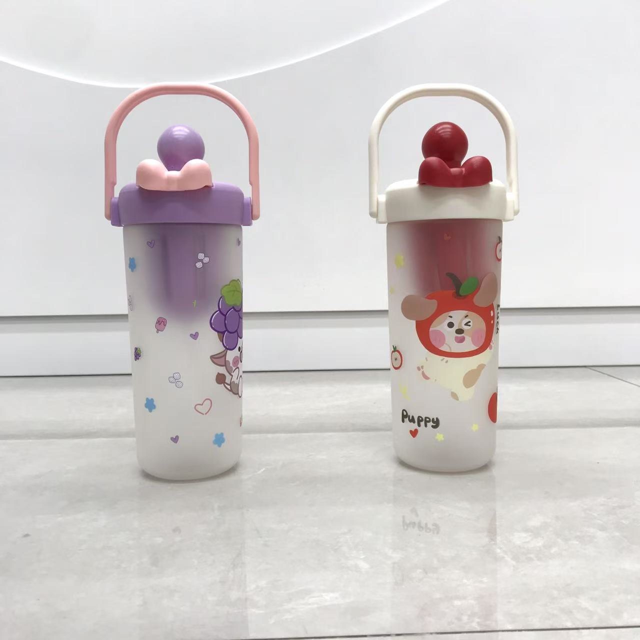 Cartoon frosted drinking kettle