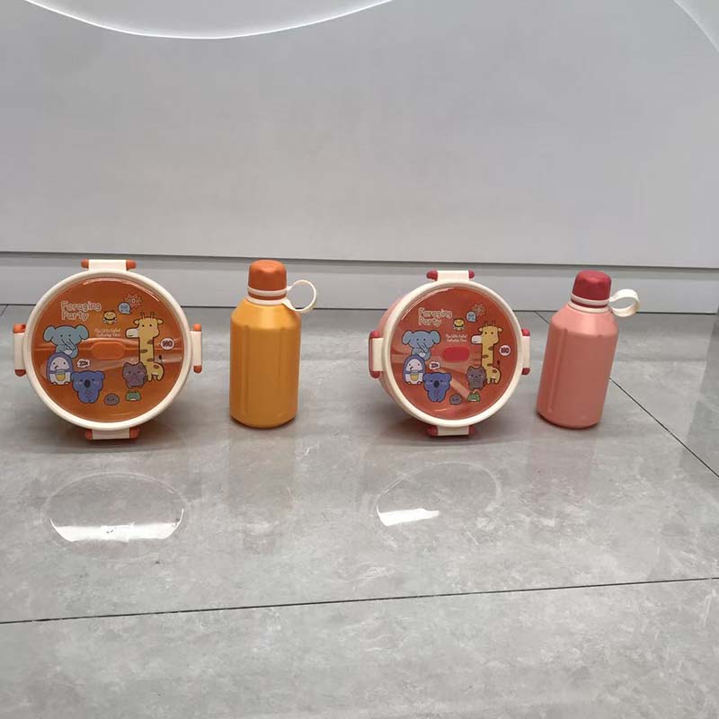 Cartoon lunch box and water cup set