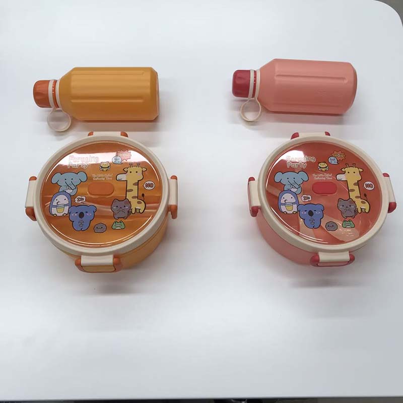 Cartoon lunch box and water cup set