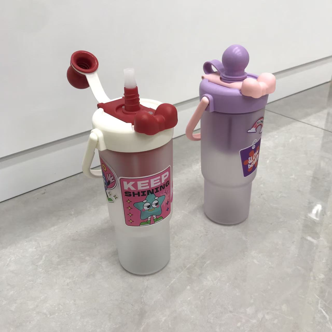 Cartoon frosted portable drinking kettle