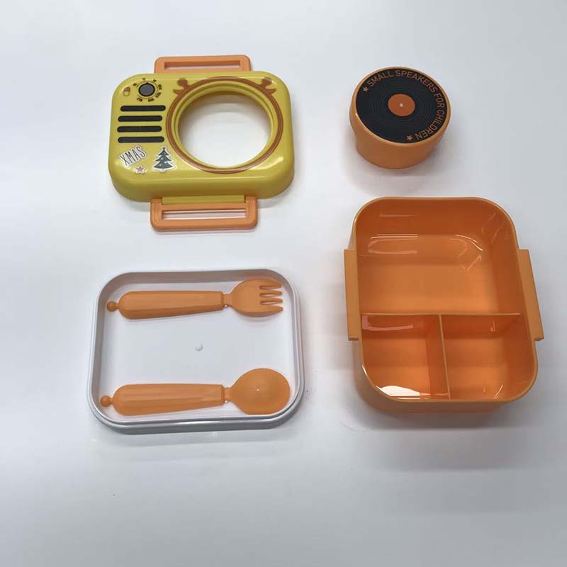 Cartoon retro radio shaped lunch box