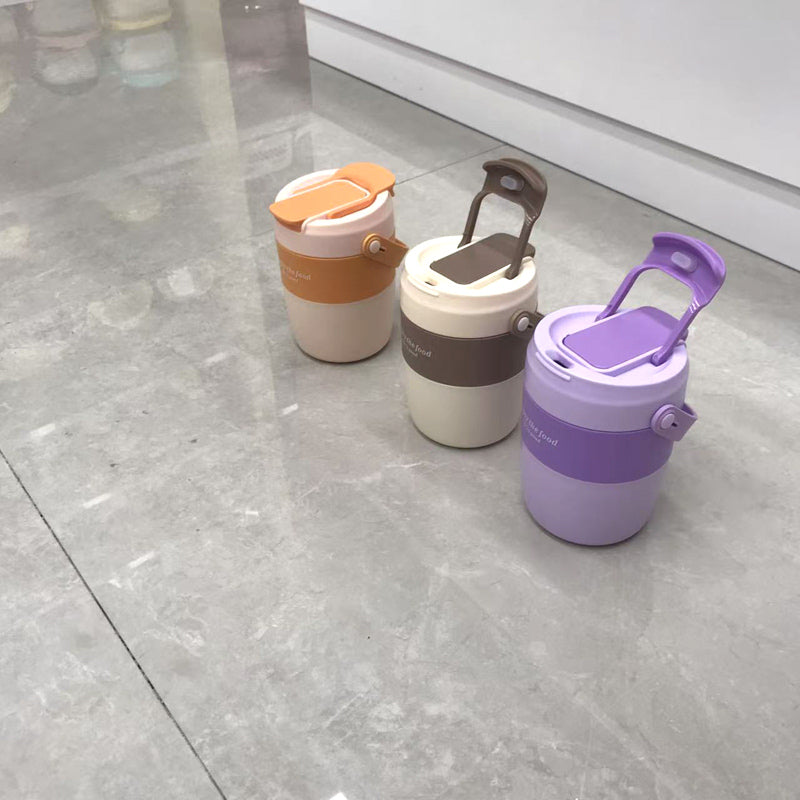 Portable dining cup with handle